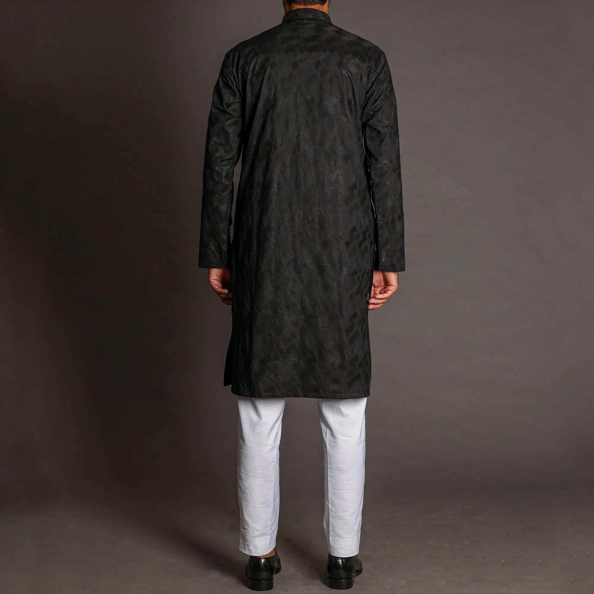 Black Embroidered Noble Kurta