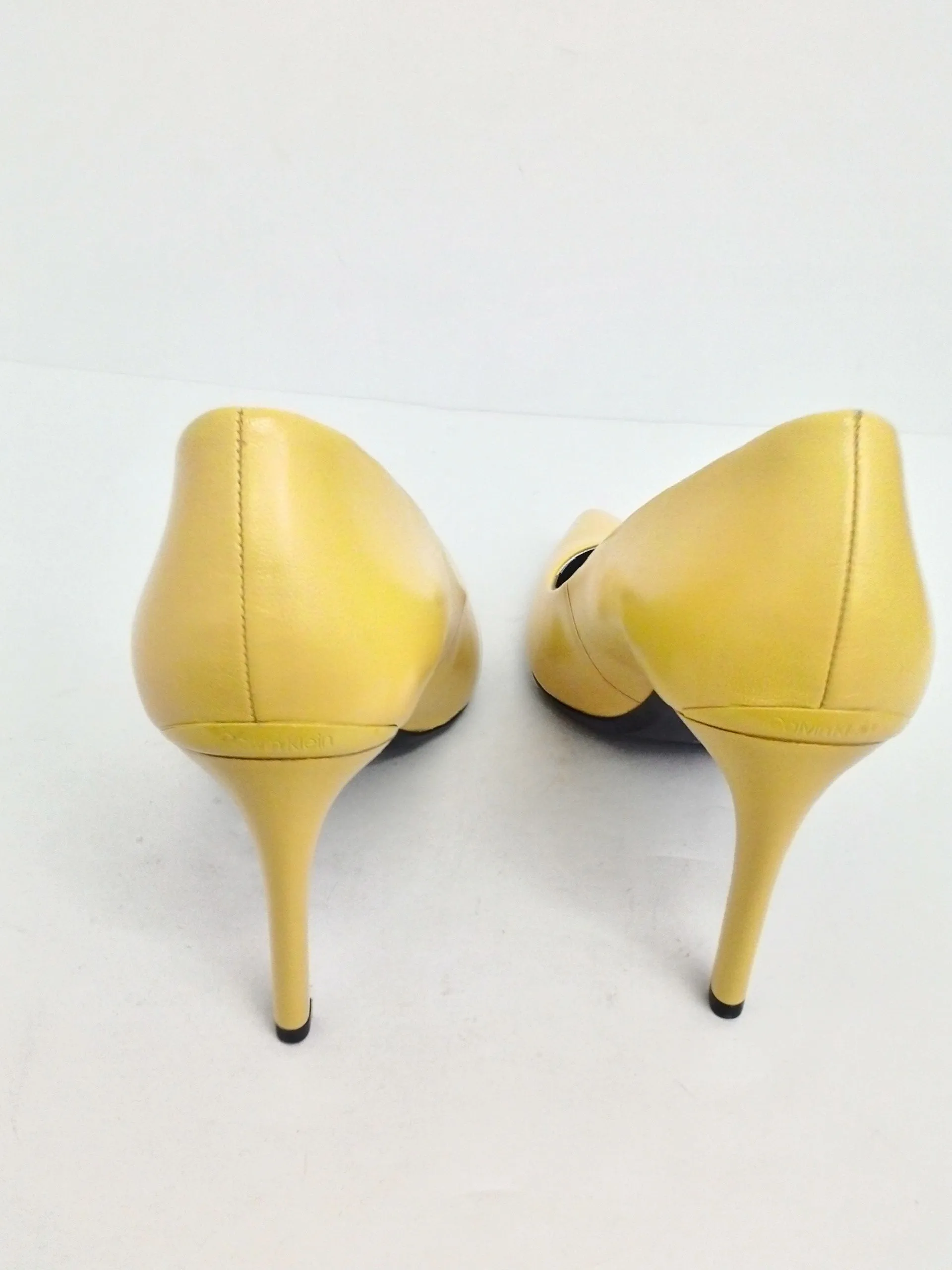 Calvin Klein Women's Ronna Lemon Leather Pumps Size 7.5