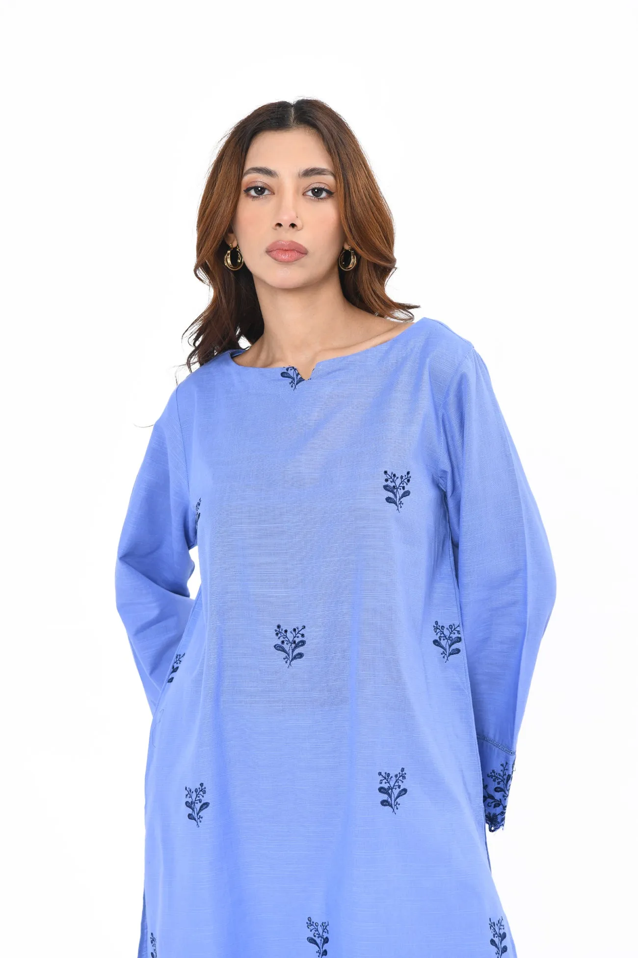 Embroidered Khaddar Kurta