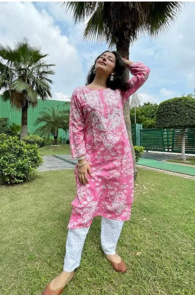 Hina Chikankari Mulmul Straight Kurta