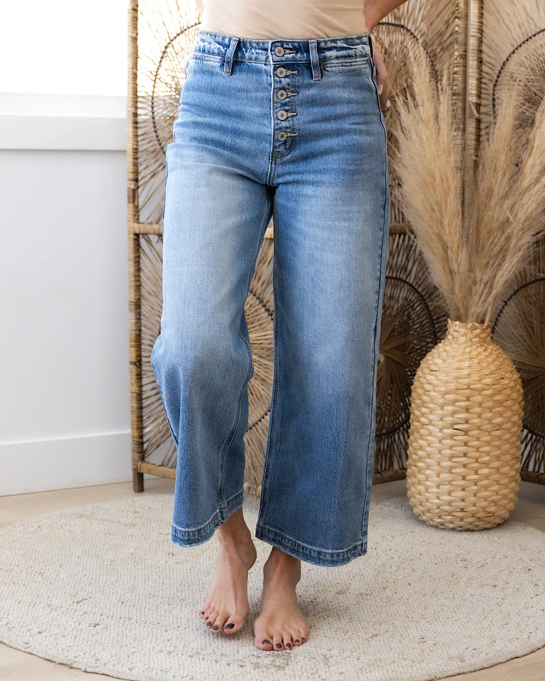 NEW! KanCan Eleanor Non Distressed Wide Leg Jeans