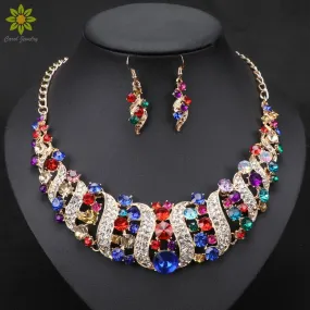 Stylish Crystal Necklace Jewelry Set